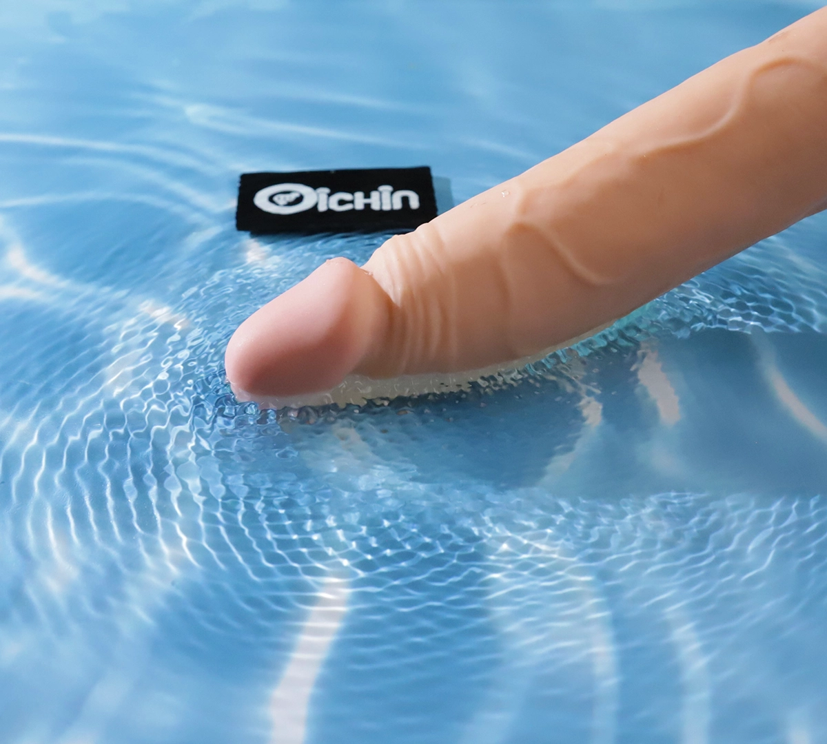 Dương vật giả Tsn Realistic Dildo Max Rung động trên nước