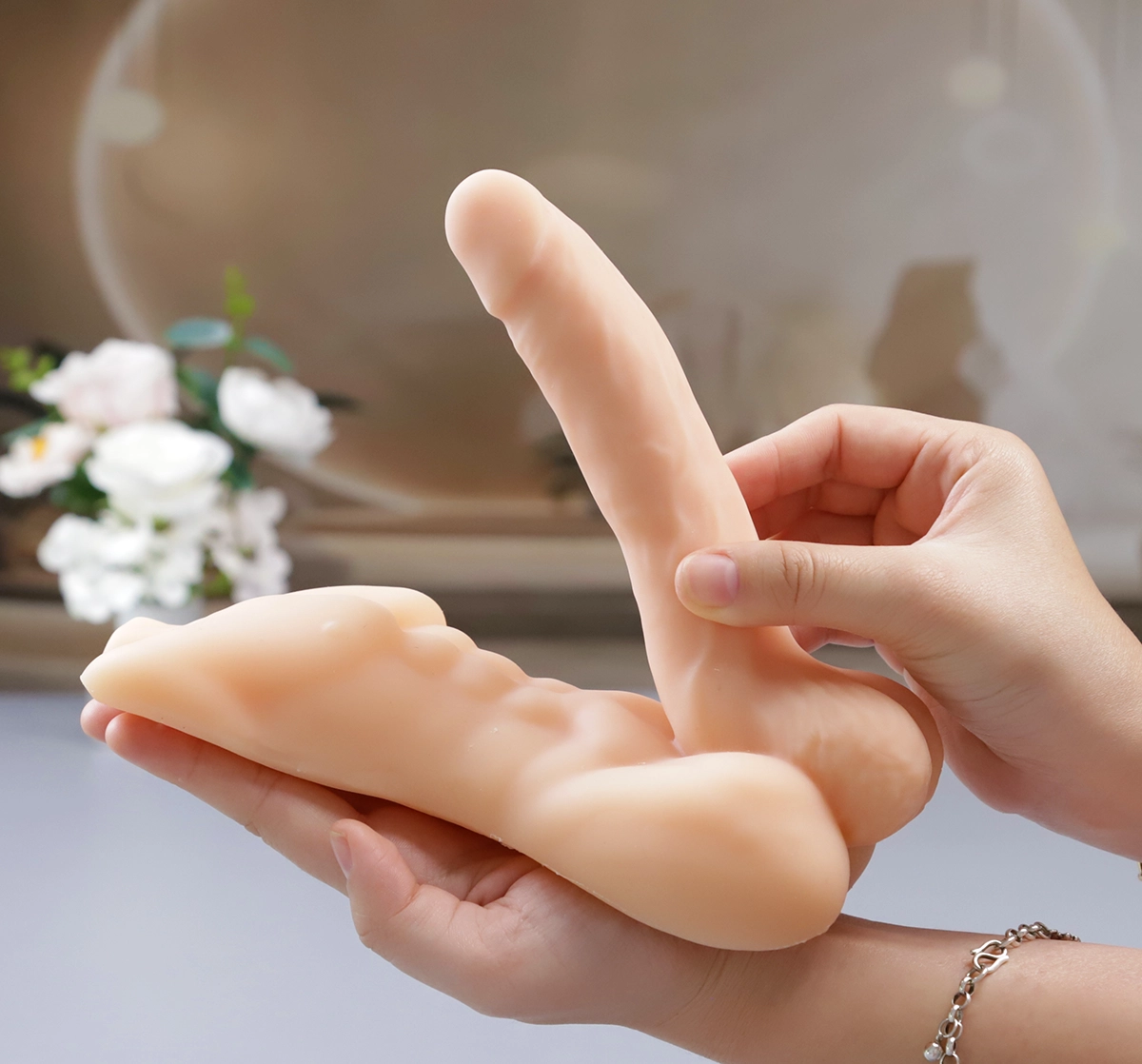 Cầm tay nhẹ nhàng dễ sử dụng