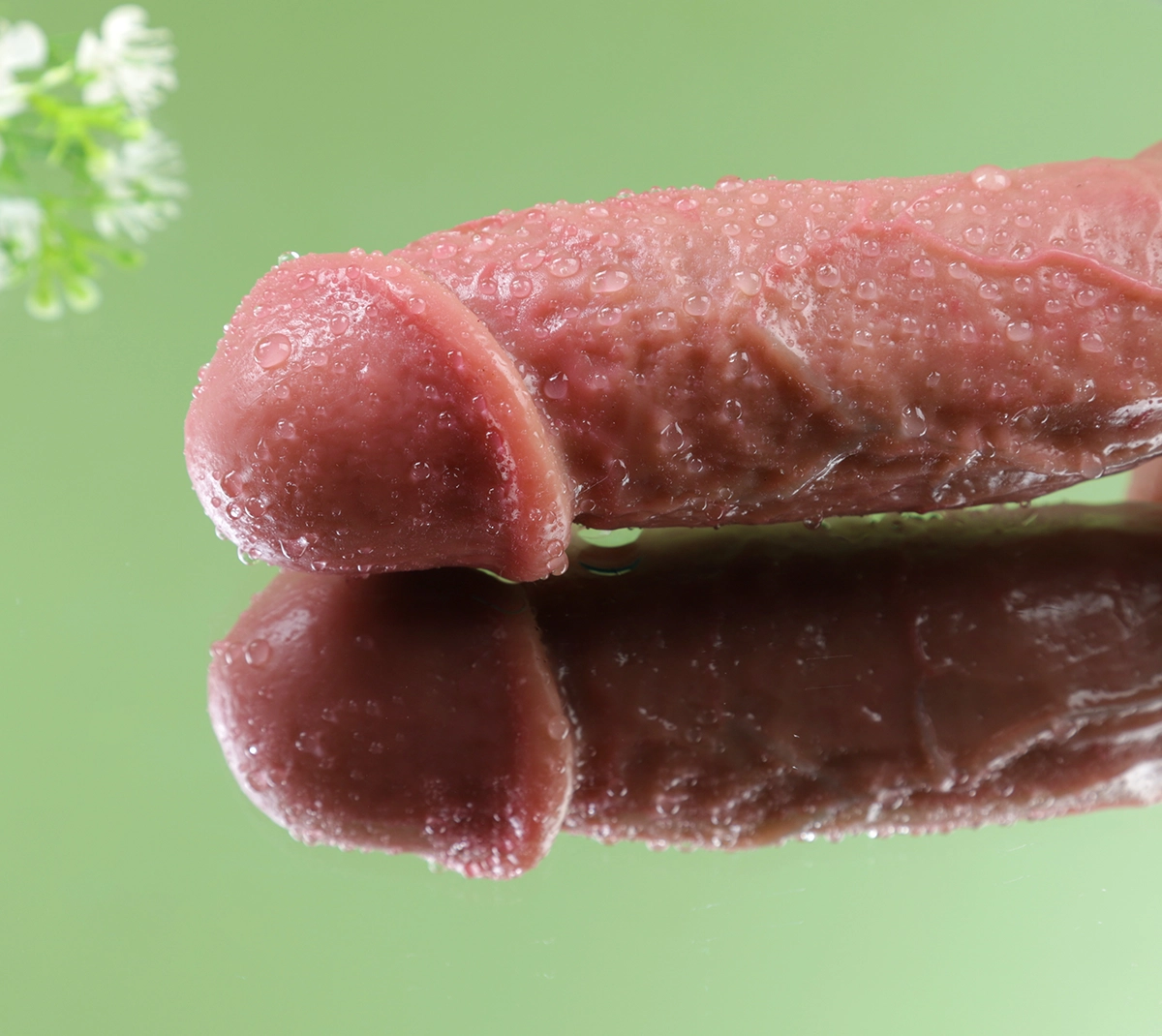 Bìu và đầu khấc tự nhiên