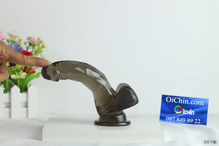 Dương vật giả màu đen gắn tường