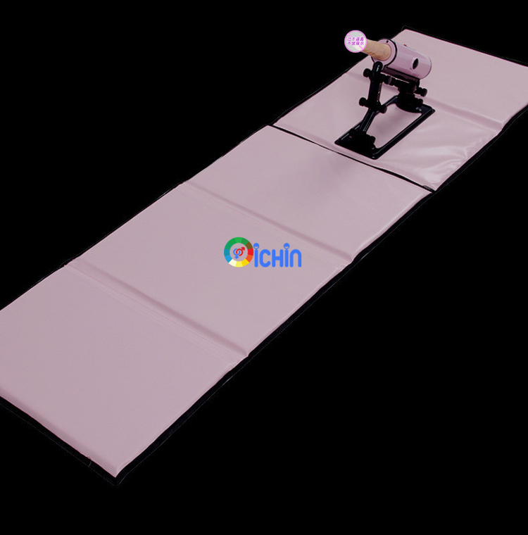 Trải đệm êm ái trước khi sử dụng sextoy