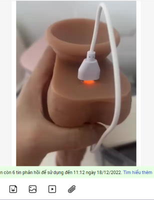 Khách hàng hc chụp ảnh đánh giá sản phẩm APOLO-B