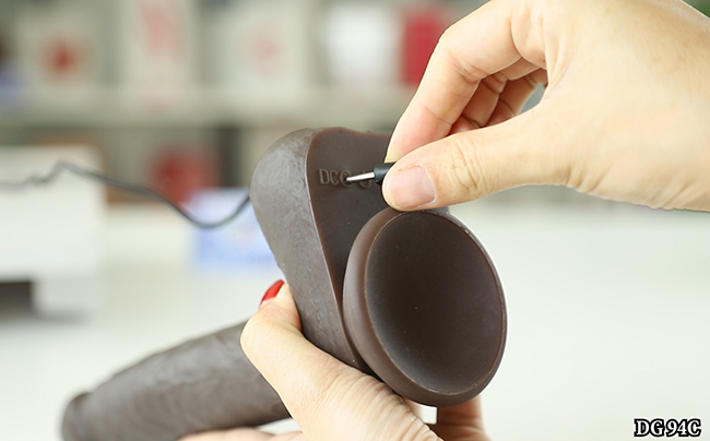 Dương vật giả COC sử dụng pin sạc tiện lợi Dương vật giả COC sử dụng pin sạc tiện lợi