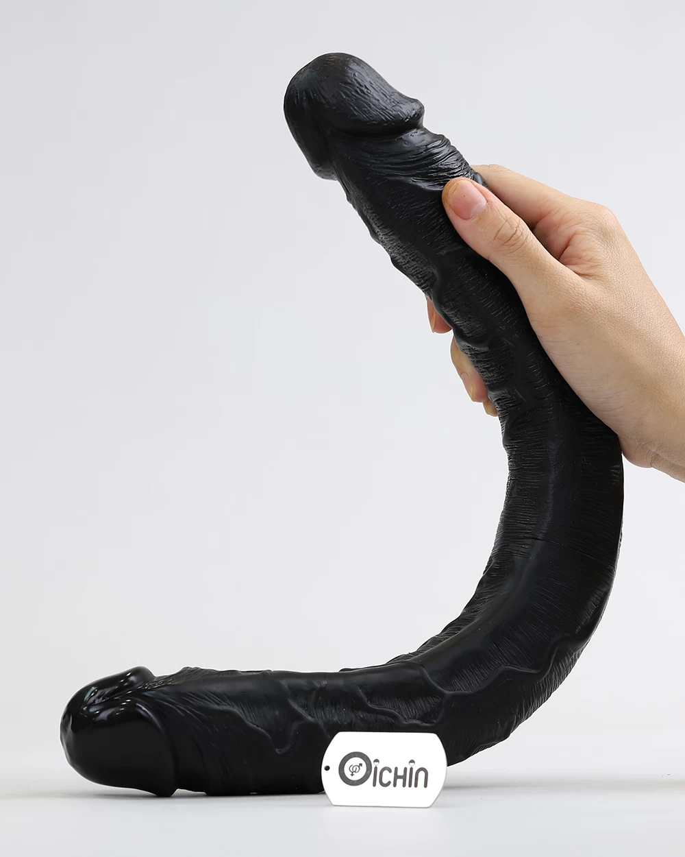 Chim giả khủng 2 đầu sử dụng chất liệu silicone có độ đàn hồi cao