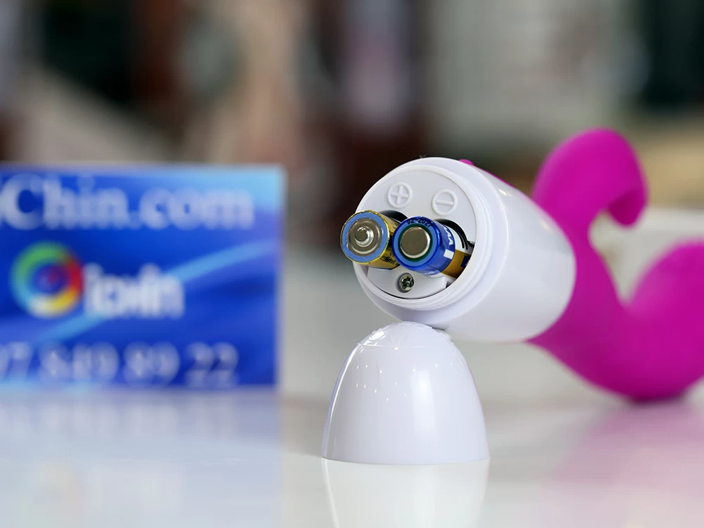 Pretty love Arthur sử dụng pin 2 AAA