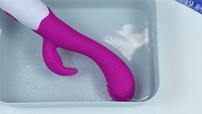 Arthur chống nước tốt, thoải mái cho bạn dùng trong nhà tắm