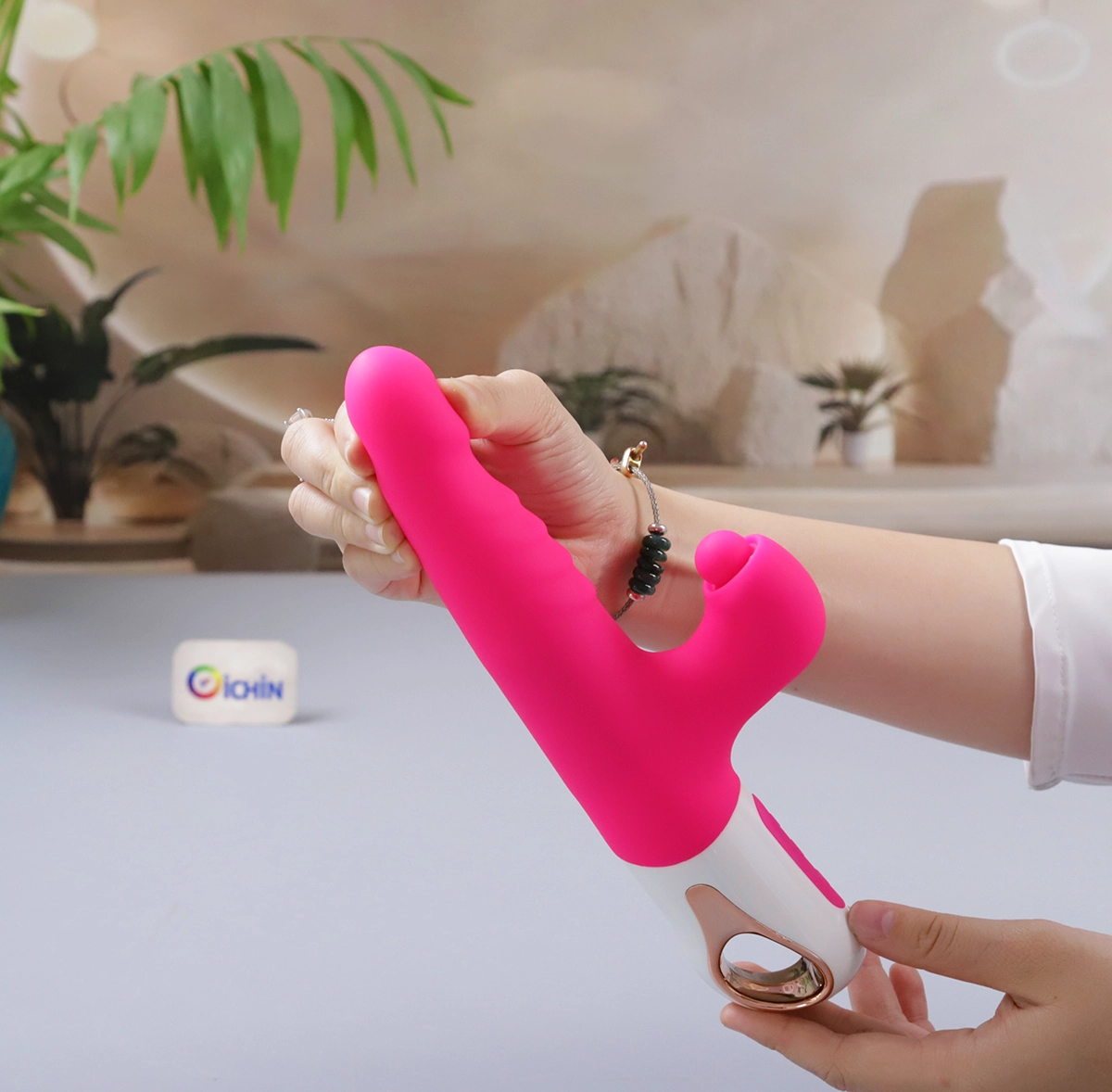 Phần đầu mềm của cu giả Loving World