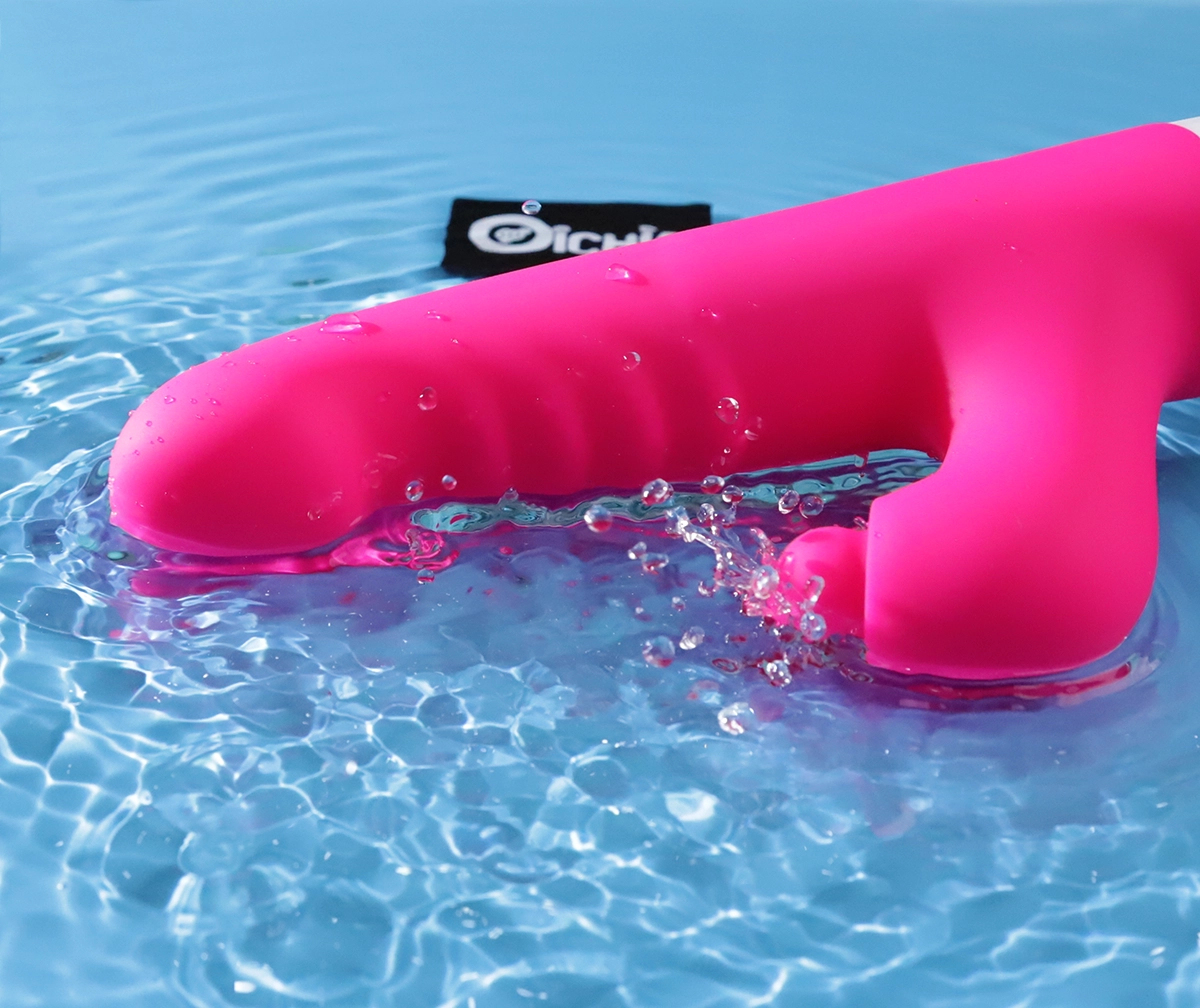 Rung động mạnh mẽ trên nước