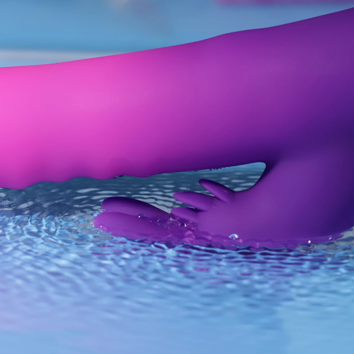 Rung mạnh dưới nước