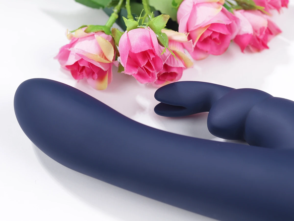 Chất liệu silicone mịn màng, mượt mà