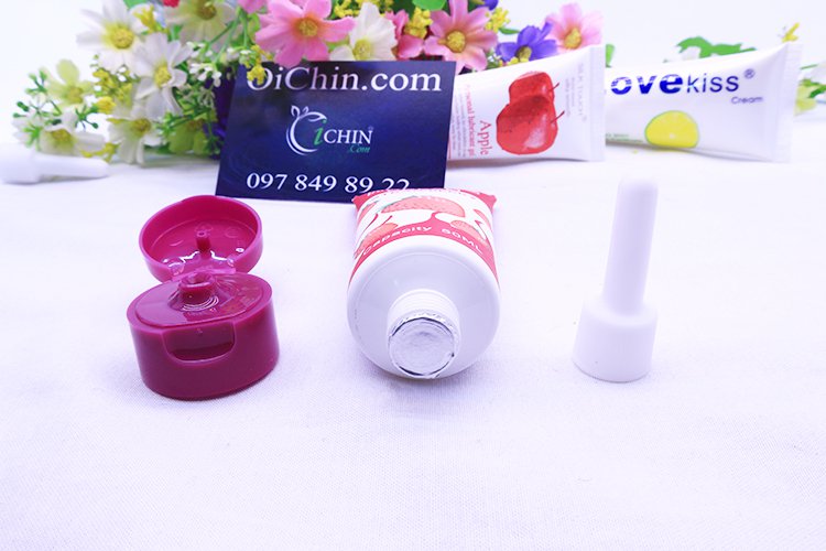 Các thành phần và hướng dẫn sử dụng chất bôi trơn Hot Kiss 50ml 