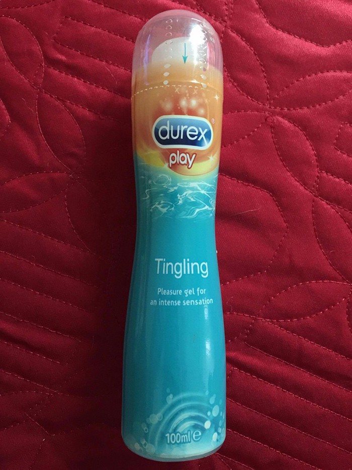 100 ml hương dâu thơm dịu