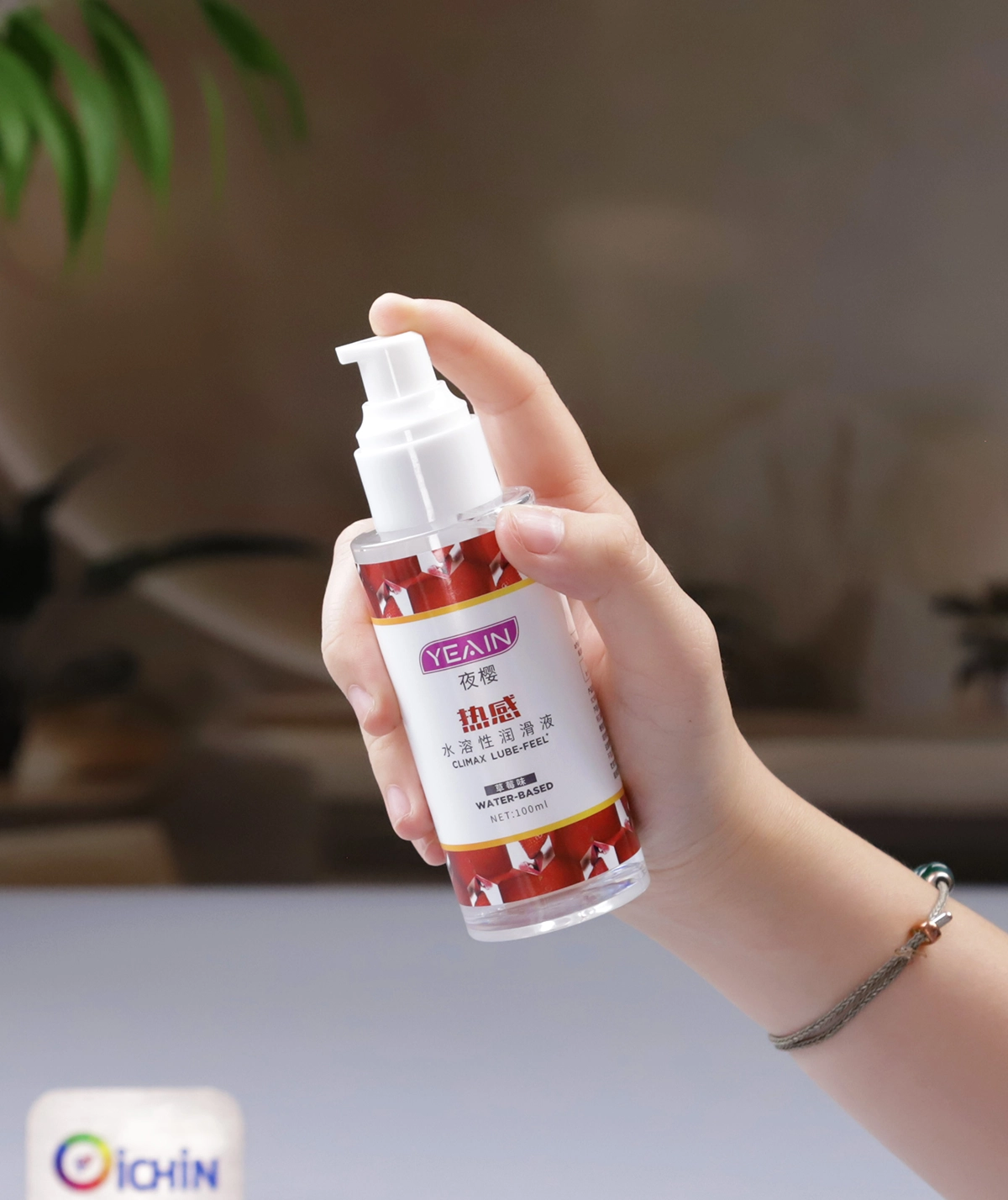 Dễ dàng cầm tay sử dụng