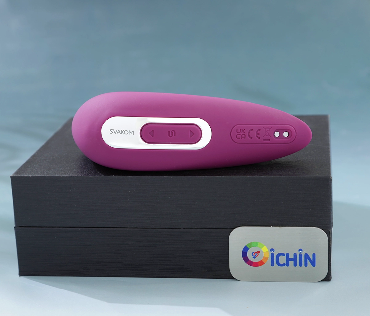 Ảnh chụp vọ hộp với logo Oichin