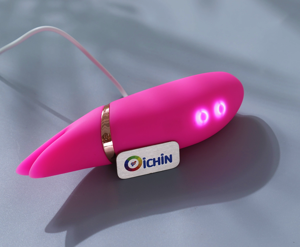 Đèn sẽ sáng khi sạc máy rung thổi