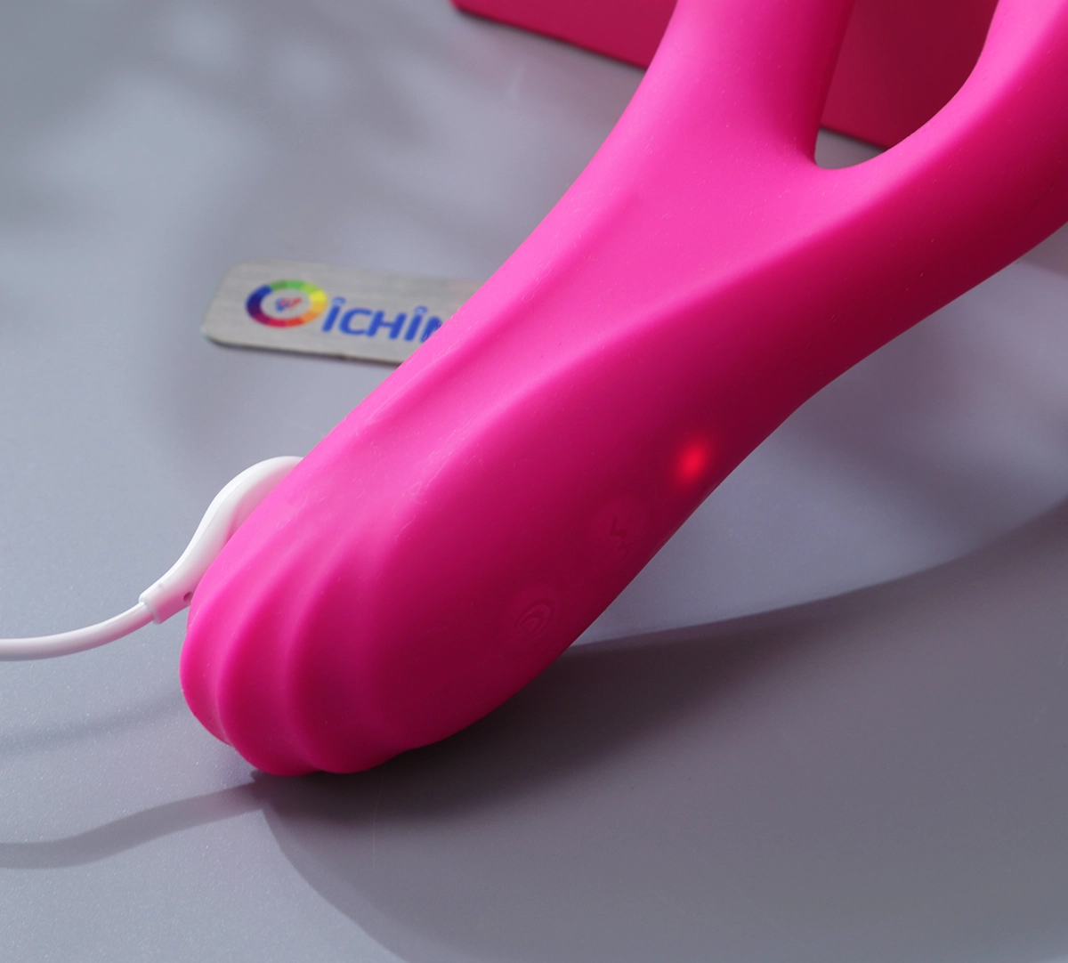 Cắm sạc đèn sẽ sáng