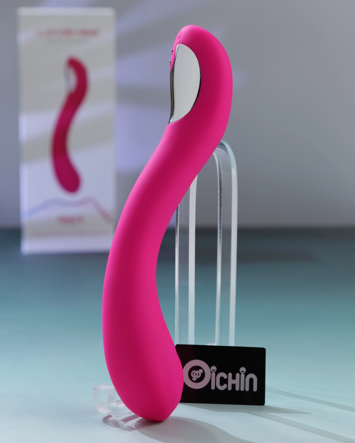 Osci 2 điều khiển qua smartphone với vô vàn chế độ rung. Xóa nhòa khoảng cách, gắn kết yêu thương. Giờ thì tải ứng dụng, kết nối sextoys với điện thoại và tận hưởng thôi nào.