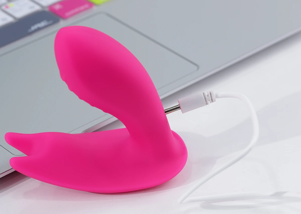 Thời gian sạc và sử dụng của sextoy tình yêu là 2 giờ