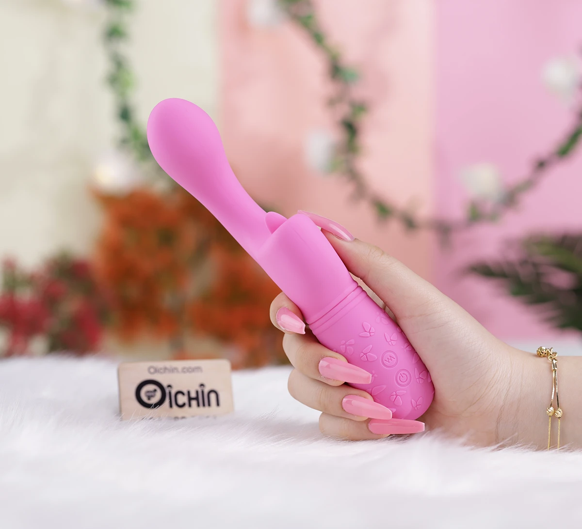 CalExotics Kiss Flicker