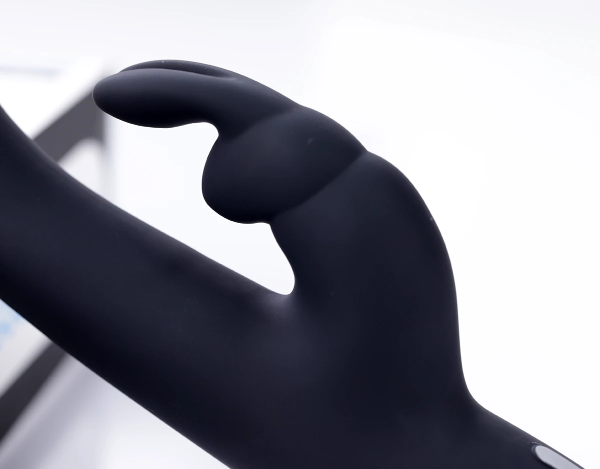 Cấu tạo nhánh rung tai thỏ đặc trưng giúp massage âm vật bên ngoài