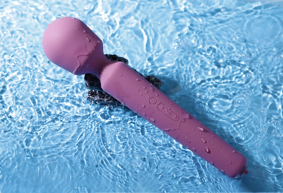 Bề mặt bao phủ kín bơi silicone giúp máy rung tình yêu chống nước rất tốt