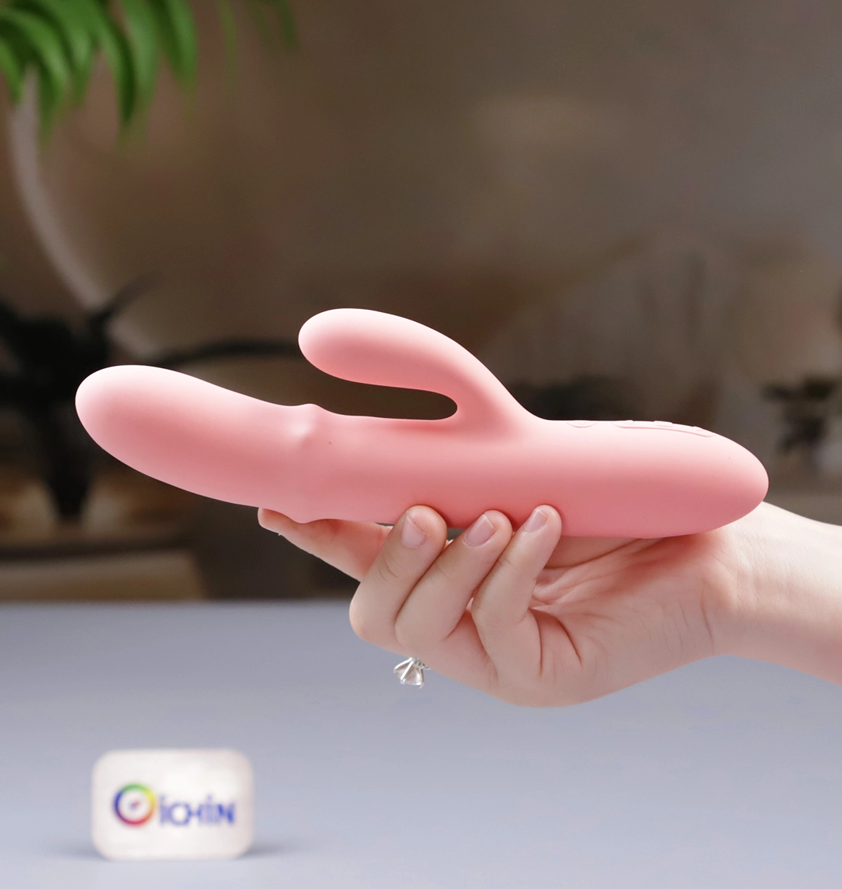 Chất liệu của máy massage Mora Neo từ silicone y tế an toàn