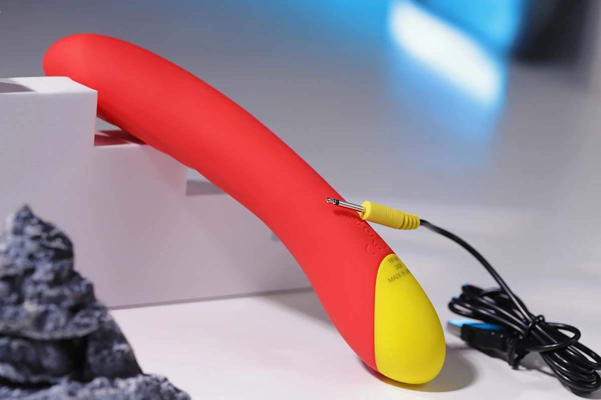 Cáp USB khá tiện lợi 