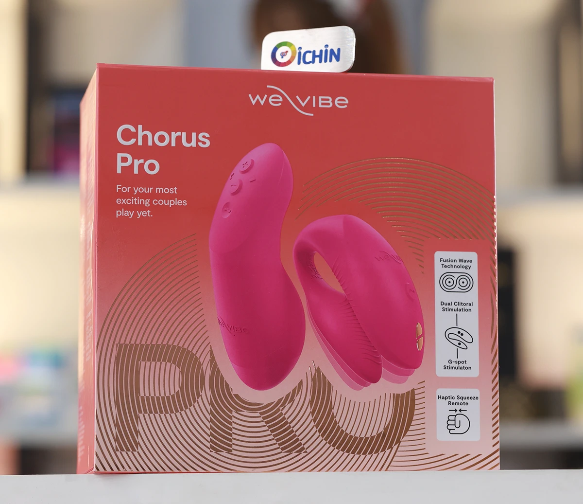 Vỏ hộp phiên bản màu hồng