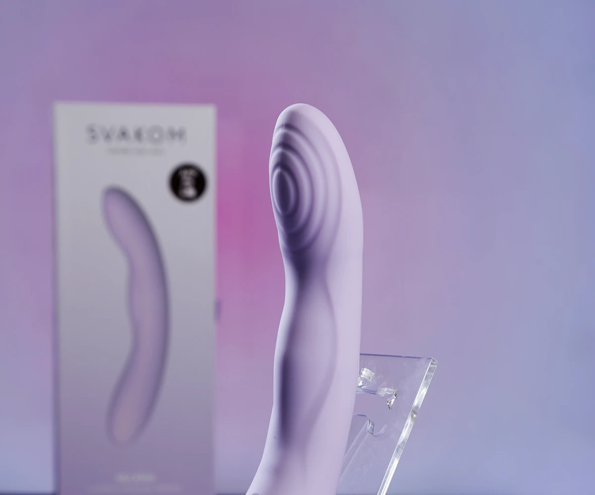 Máy massage rung thụt Svakom Selena toả nhiệt màu tím nhạt