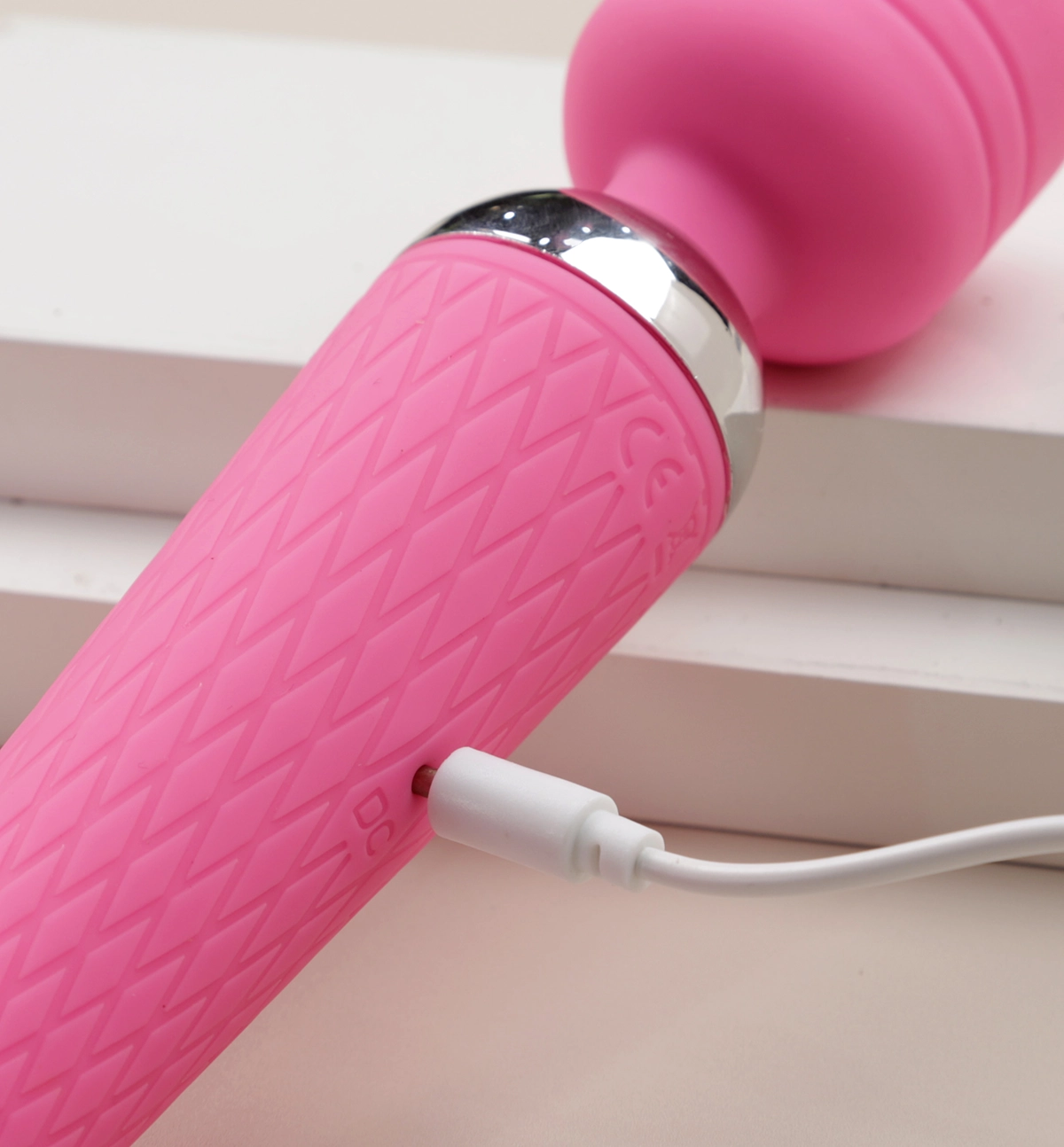 Máy massage tình yêu Mini