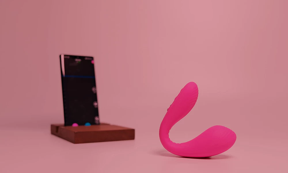 Công nghệ điều khiển thông minh qua app Lovense