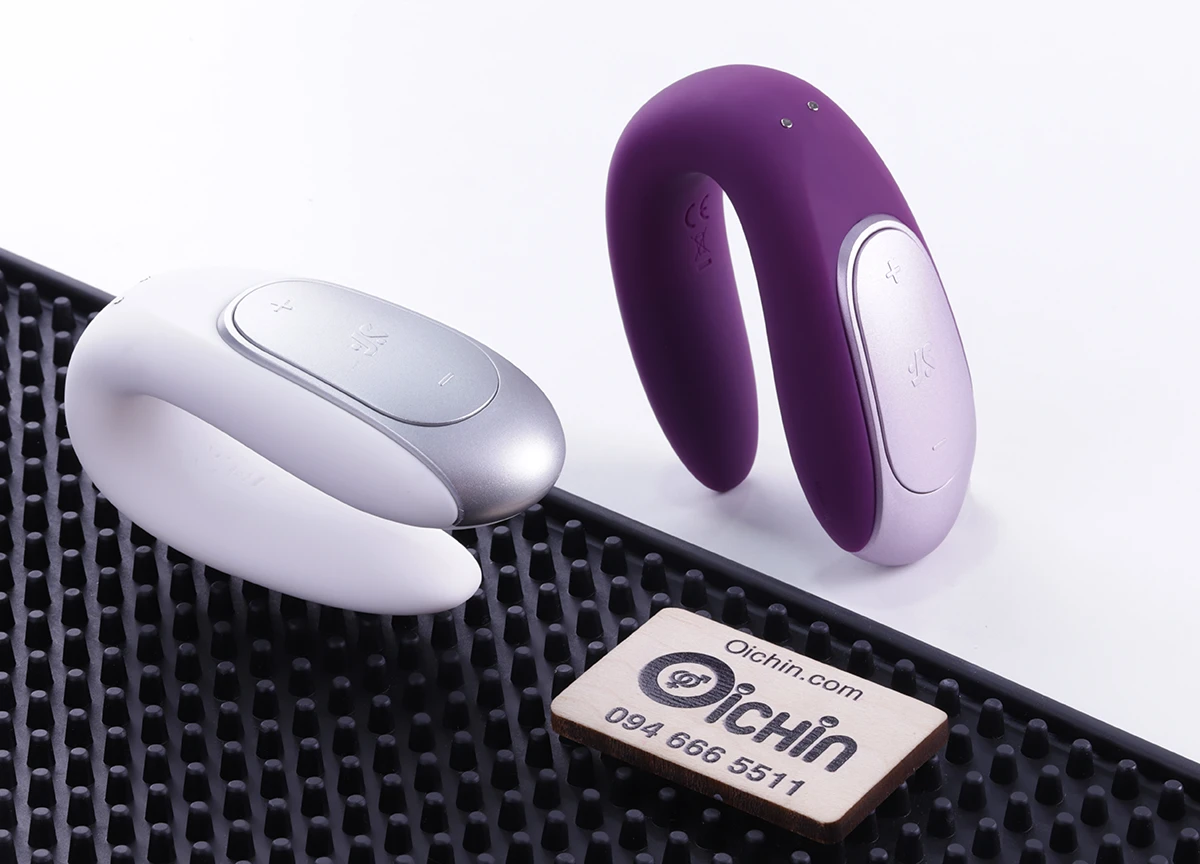 Máy rung Satisfyer Double Fun có thiết kế hình chữ U mới lạ