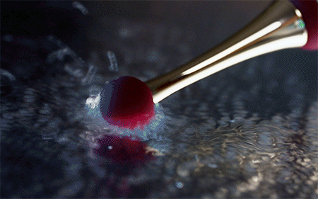 Hai động cơ rung mạnh mẽ cho 8 chế độ rung khác nhau