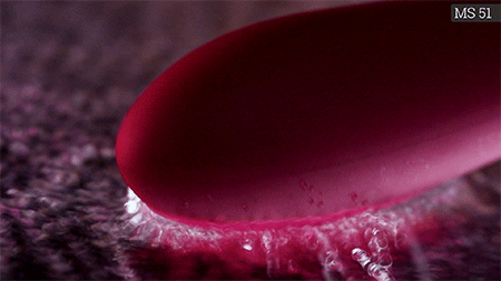 Hai động cơ rung mạnh mẽ cho 8 chế độ rung khác nhau