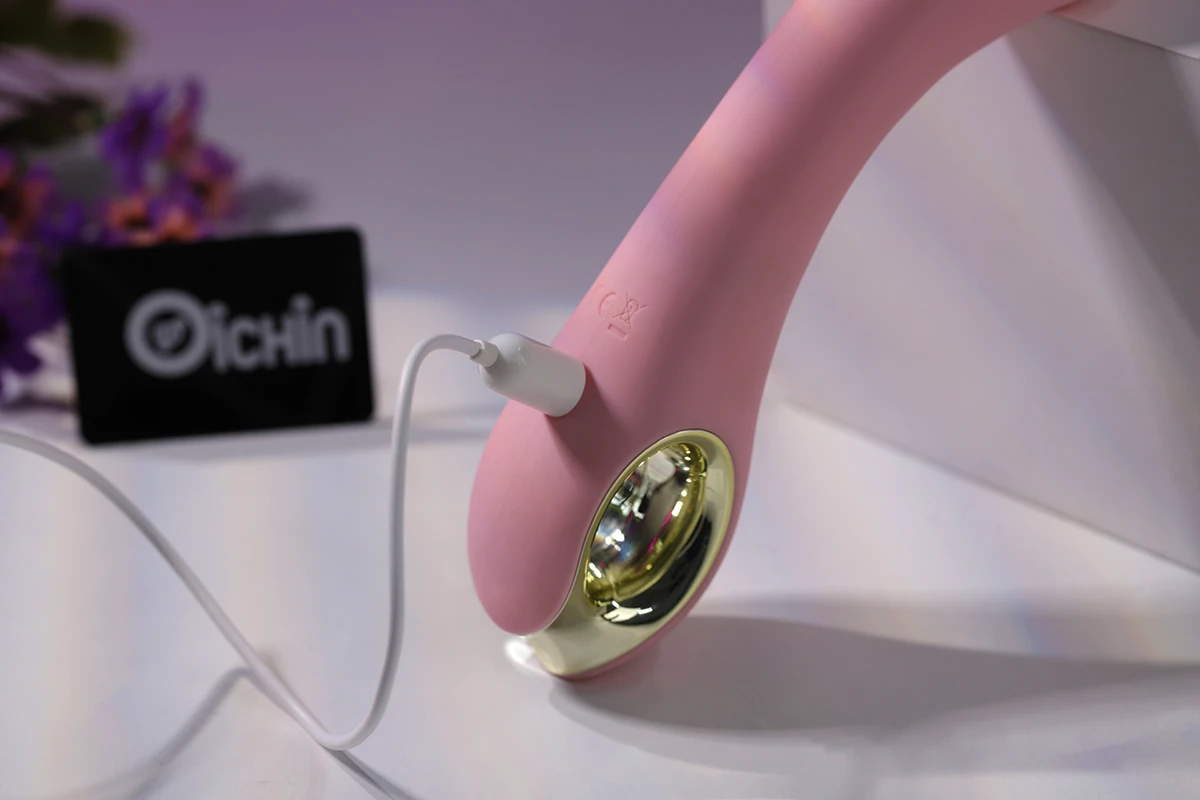 Cáp sạc từ tính hiện đại