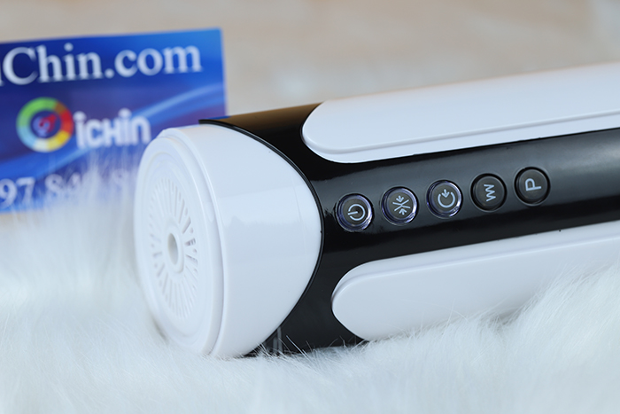 Thân nhựa ABS cứng cáp giúp mang lại độ bền tương đối