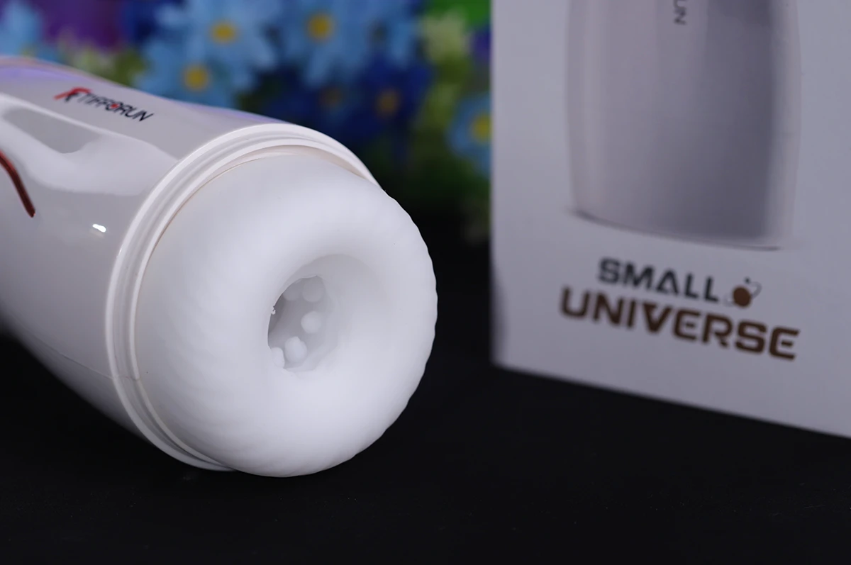 Yeain Tifforun Small Universe