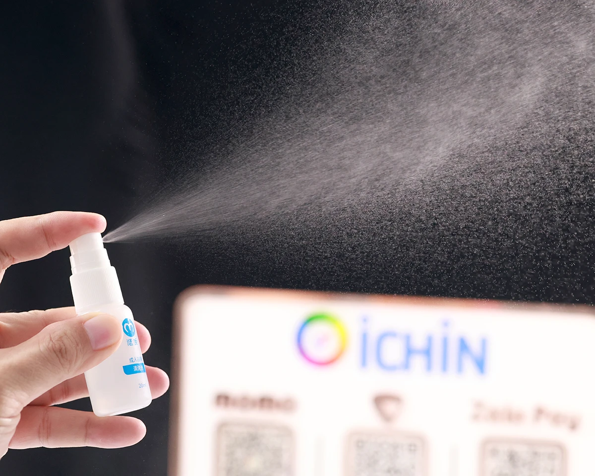 Chai xịt vệ sinh sextoy Mizzzee cầm tay, kháng khuẩn hiệu quả
