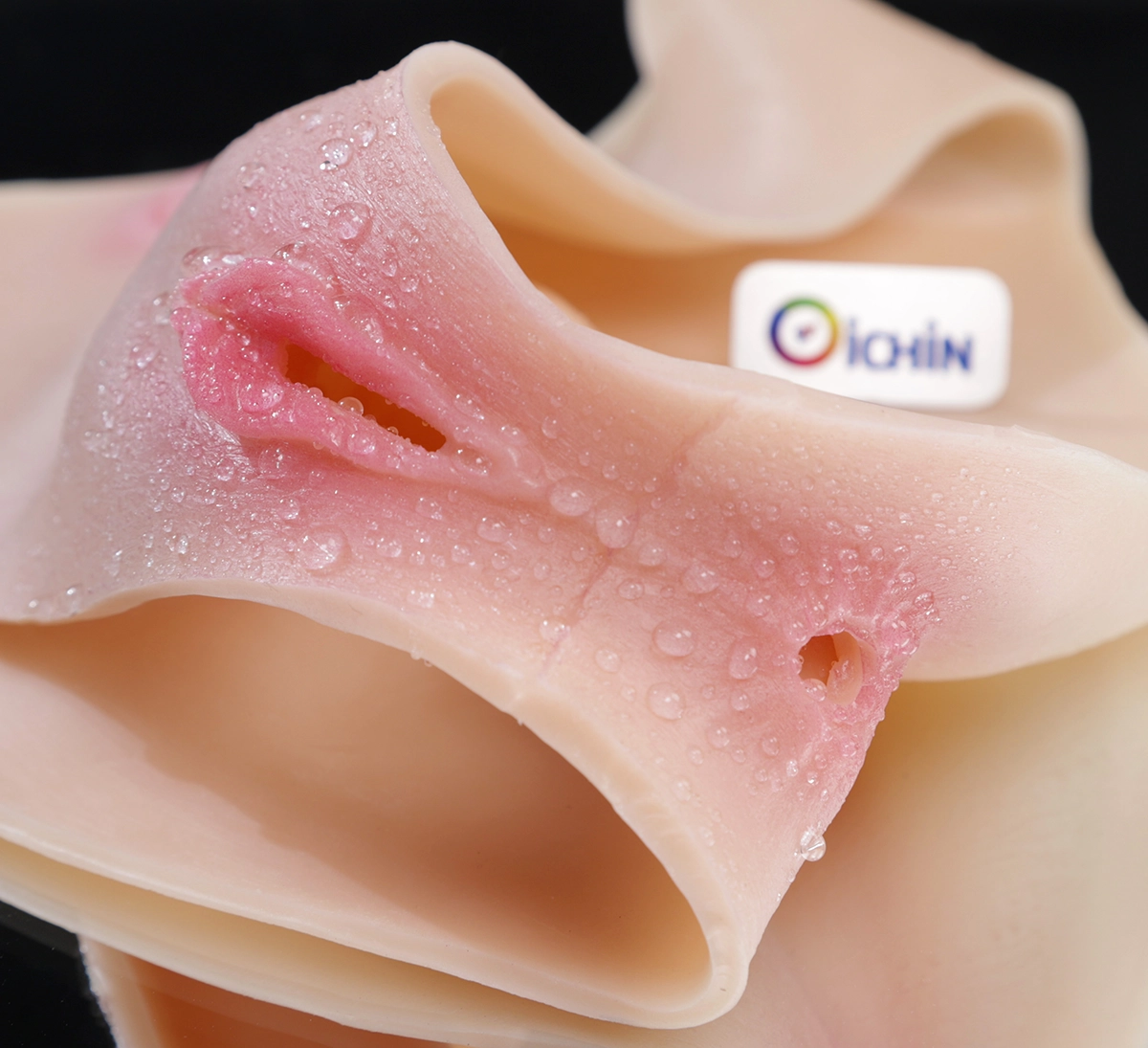 Phần âm đạo giả được thiết kế chi tiết