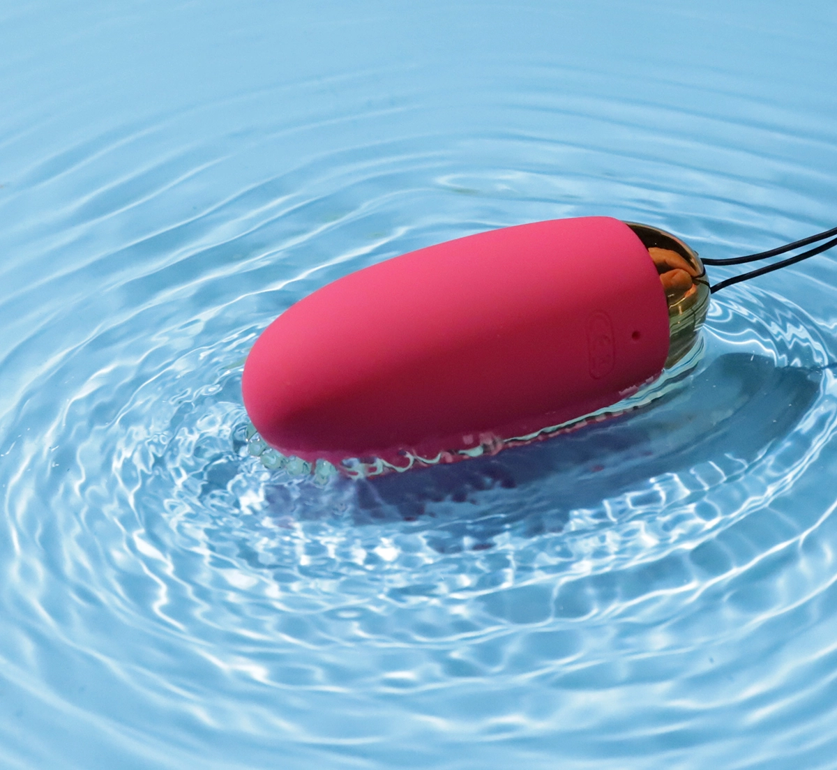 Svakom Elva với 26 chế độ rung tự động