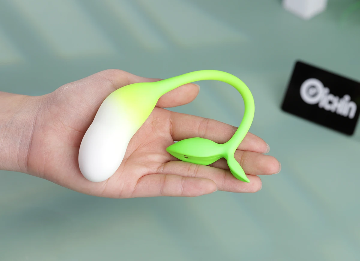 . Chất liệu silicone mịn êm