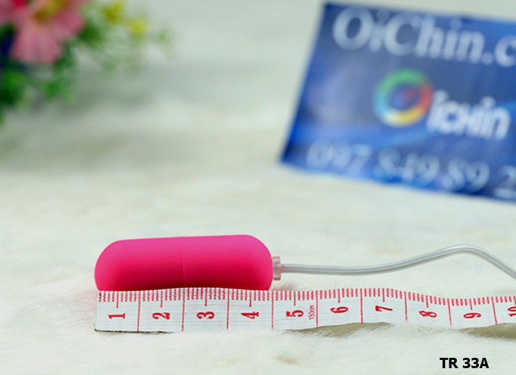 chiều dài 4cm, chỉ hơn 1 đốt tay thôi nhé, thủ dâm trong âm đạo dễ dàng