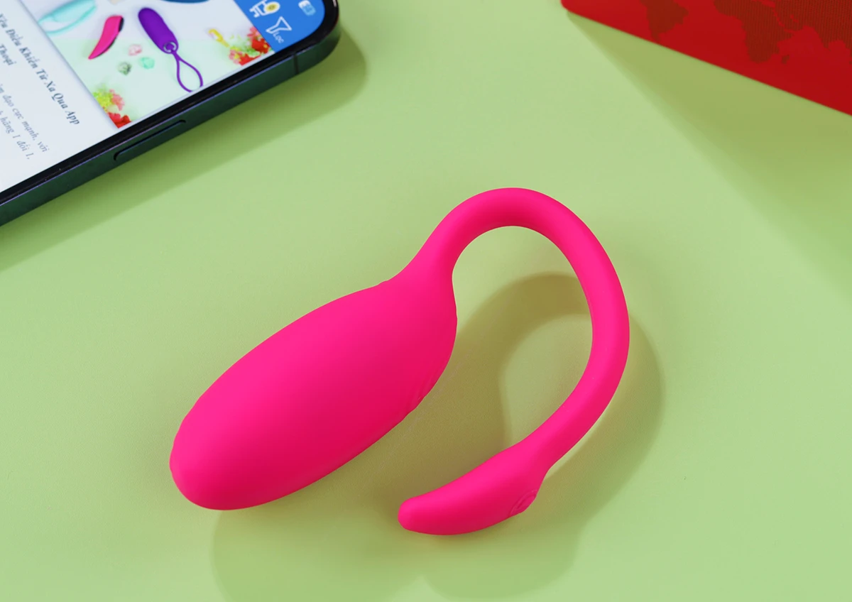 Trứng rung thiên nga Flamingo