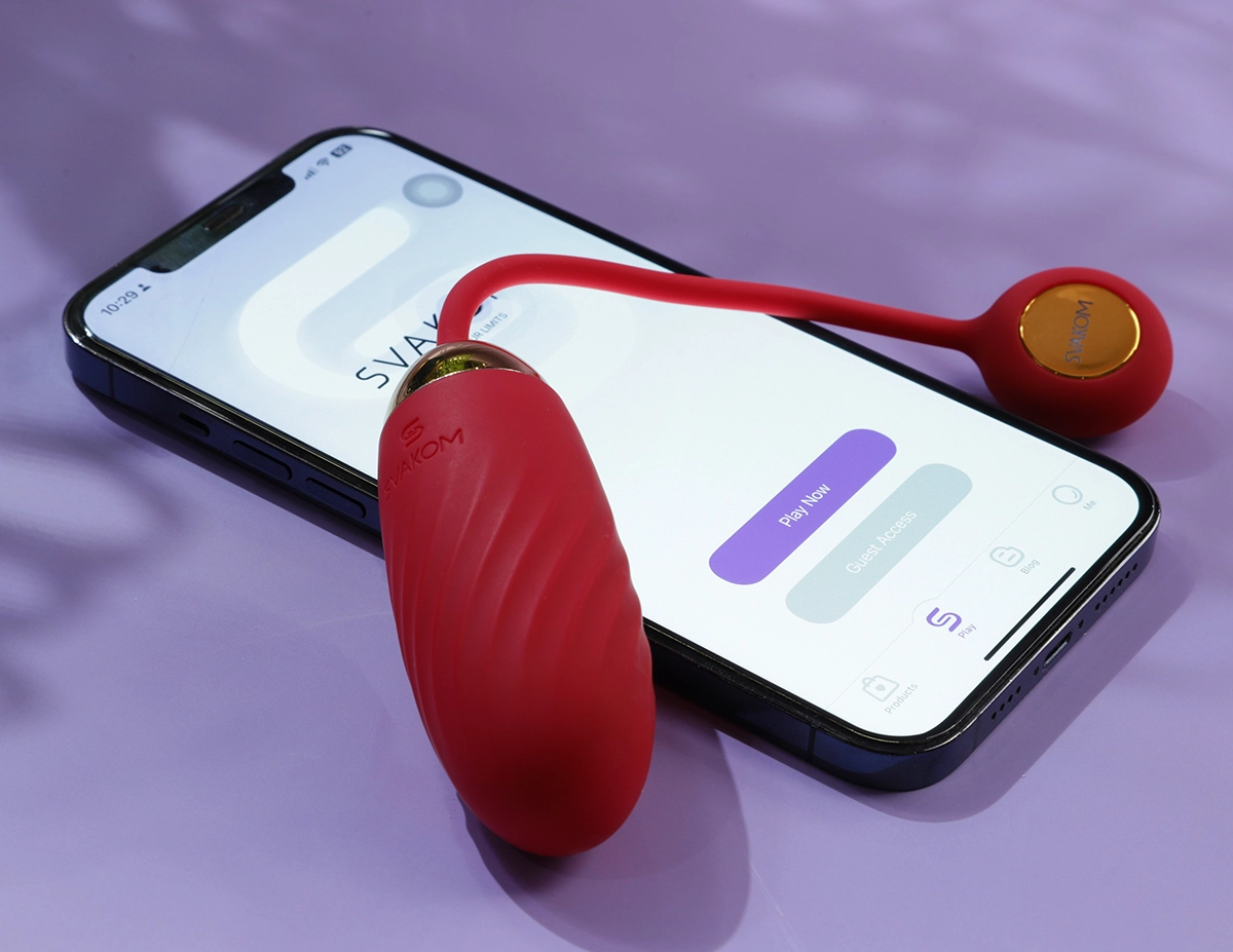 Svakom Ella Neo có thiết kế nhỏ gọn với trứng kết hợp đuôi xinh xắn