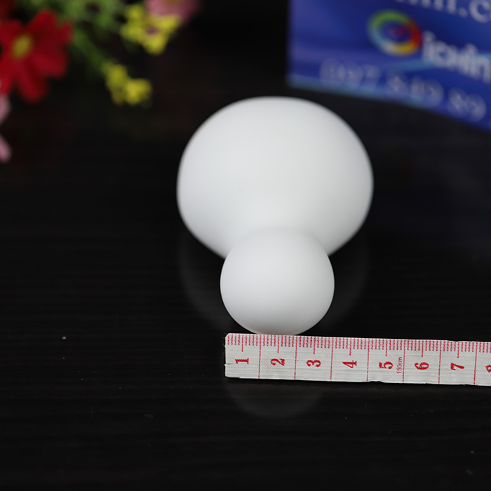 Đầu nhỏ kích thước đường kính 3cm