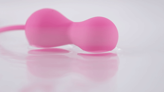 Rung cảm biến hoặc theo App smartphone