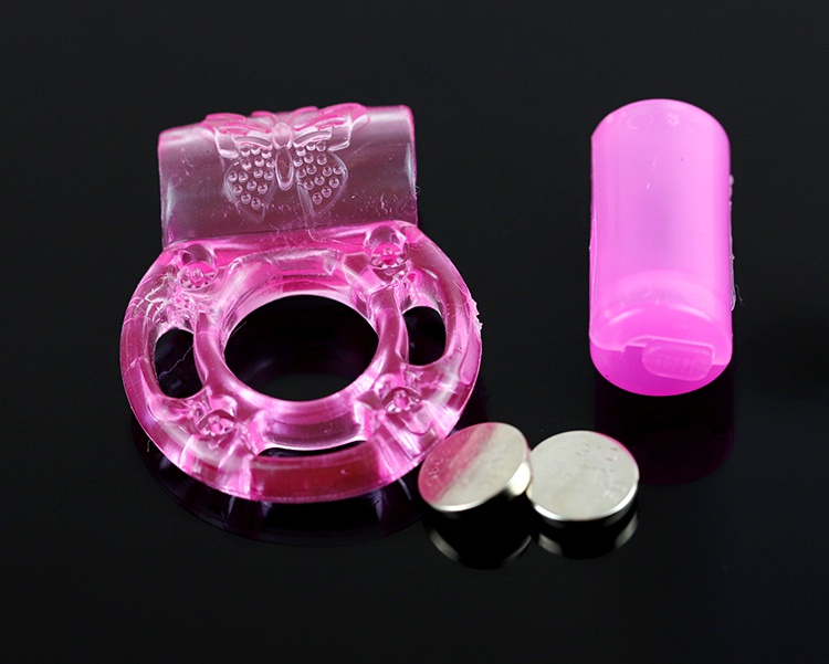 Nhẫn rung dùng pin cúc áo chuẩn AG 10 dễ dàng thay thế