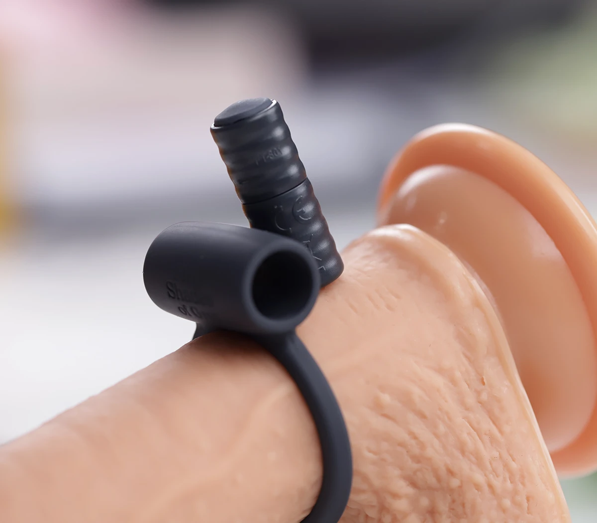  Fifty Shades of Grey - Yours and Mine là dụng cụ tình yêu phù hợp cho người mới sử dụng