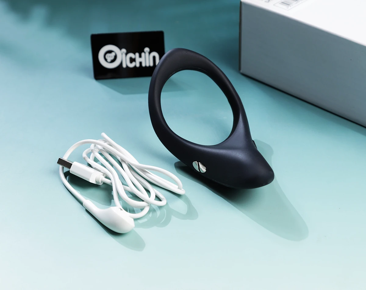 Bộ sản phẩm Vòng đeo We-vibe Verge 2 với dây sạc và hộp đựng