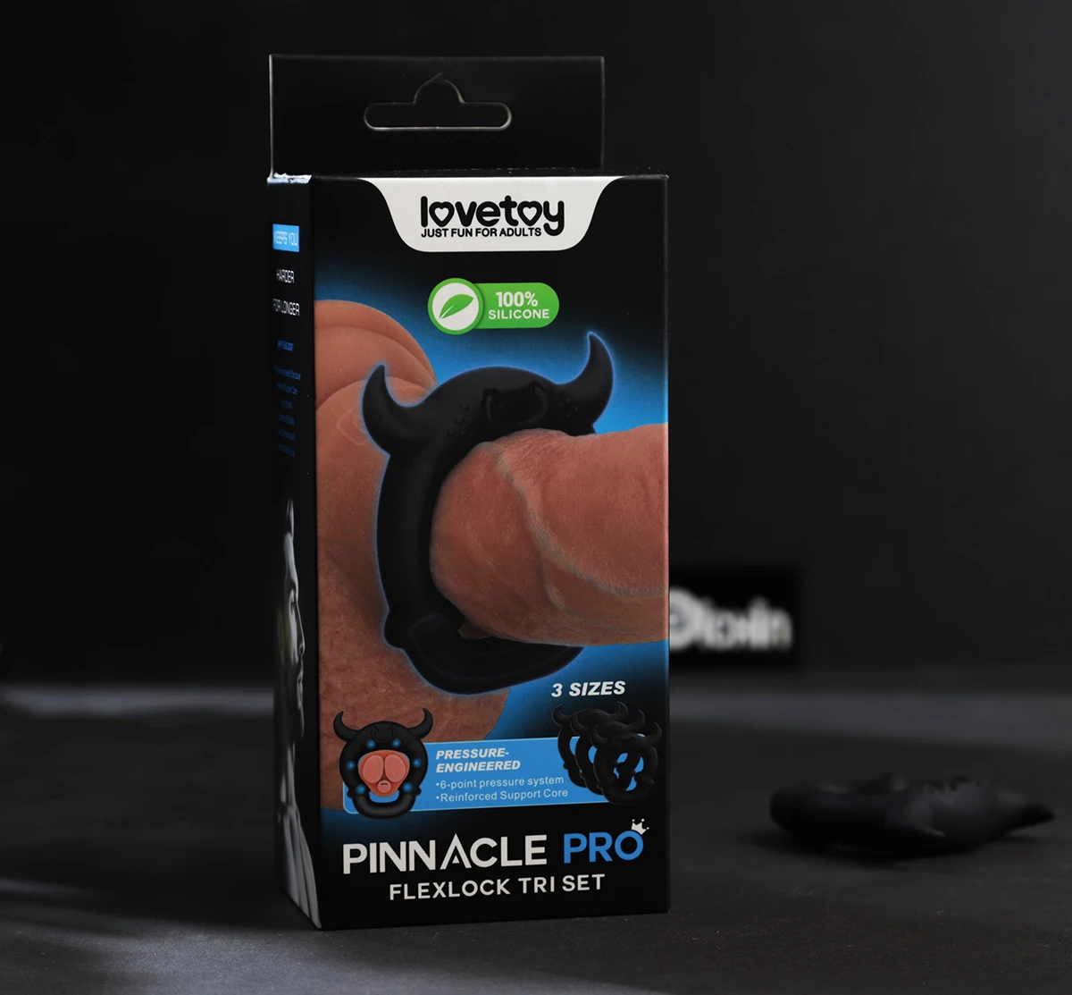 Hộp bao bì Bộ 3 vòng đeo Lovetoy Pinnacle Pro Flexlock Tri Set